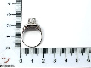 anillo oro 18k con piedra con diamante