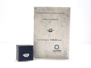 anillo oro 18k con piedra con diamante