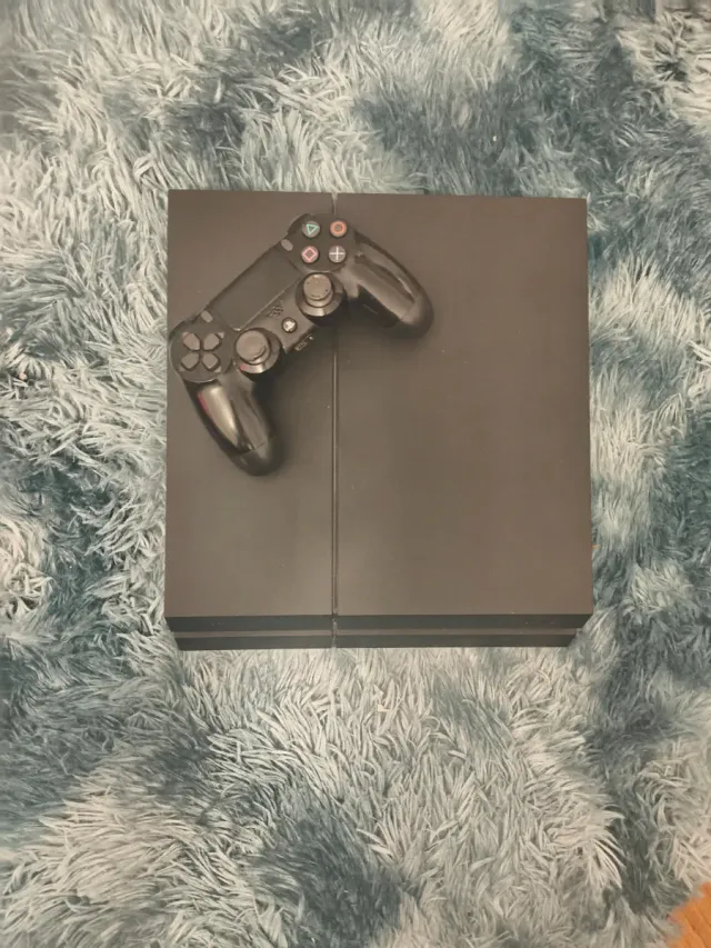 PS4 (PlayStation 4) Negra
