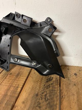 Carenado Lateral Yamaha MT-125 2024