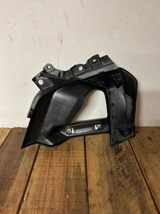 Carenado Lateral Yamaha MT-125 2024