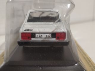 FIAT 132 1977-81 1/43 NUOVO, MAI APEETO