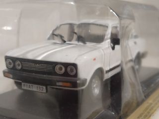 FIAT 132 1977-81 1/43 NUOVO, MAI APEETO