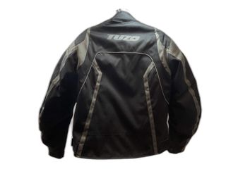 chaqueta motorista tuzo sin modelo