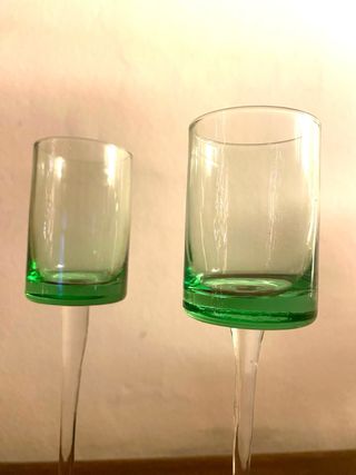 Bicchieri da liquore vintage verdi