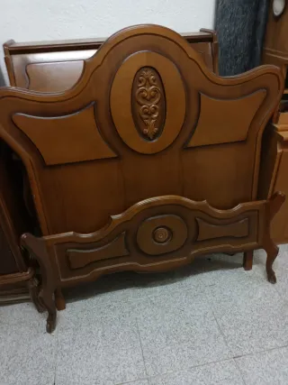 Cama madera maciza.. Última semana.