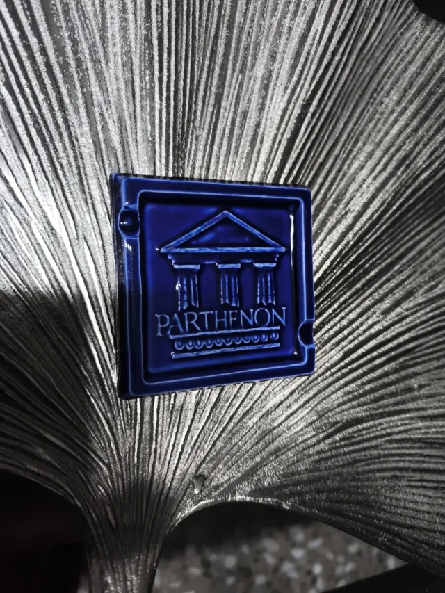 Cenicero in ceramica blu Partenone