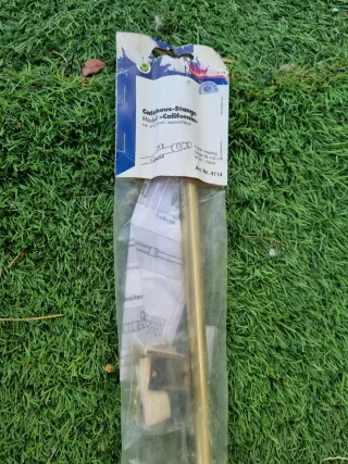 Cortina extensible 85-135 cm.12 mm grosor.Nueva.