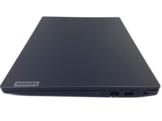 pc portatil lenovo 82qy