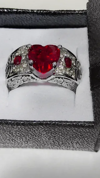 Nuevo Anillo Corazón Rojo y Plateado Acero Inoxida