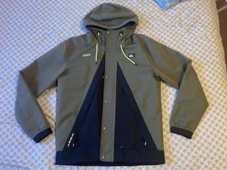 Chubasquero Quiksilver Verde Oliva-negro