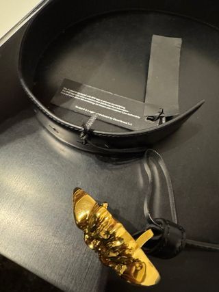 Cinturón Versace Medusa Negro y Dorado Talla 75