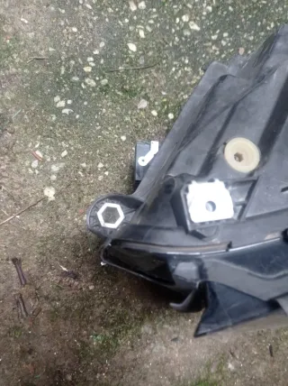 Faro Izquierdo Mercedes GLC