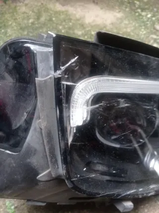 Faro Izquierdo Mercedes GLC