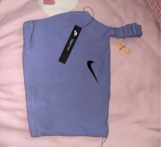 Top Nike Morado Talla Única