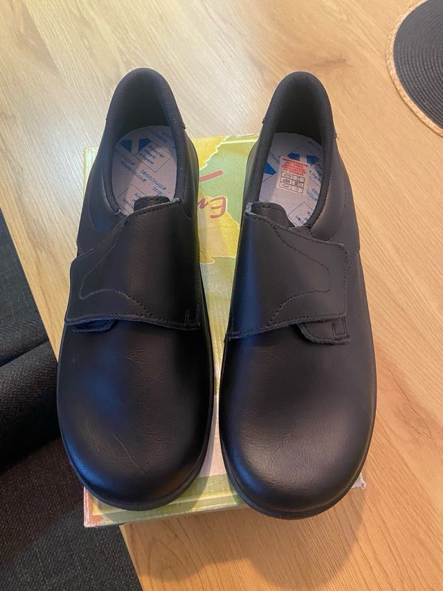 Zapatos de piel negra Farma Talla 45