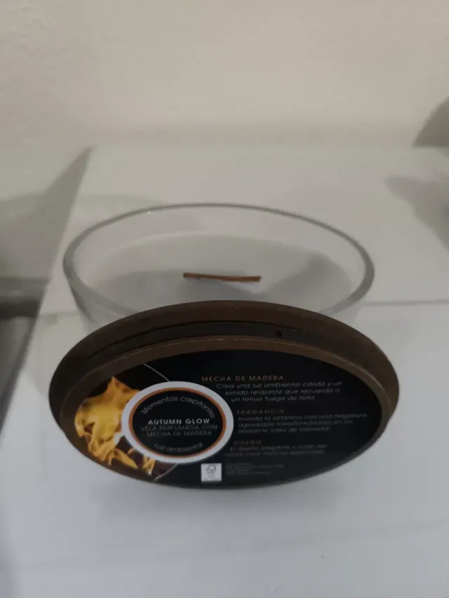 Candela da 450g con coperchio in legno