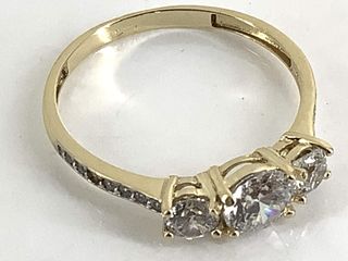 anillo oro 18k con piedra con circonita