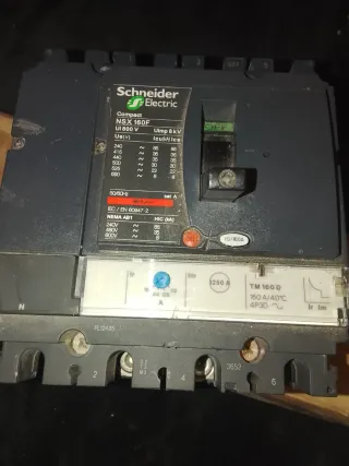 Interruptor General Schneider NSX 160F