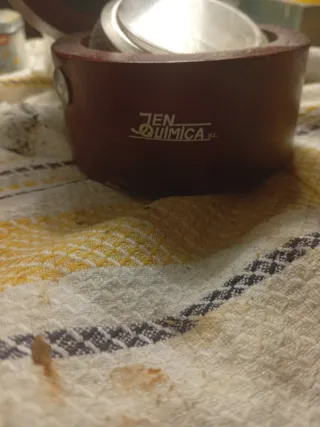 Reloj de mesa antiguo de madera