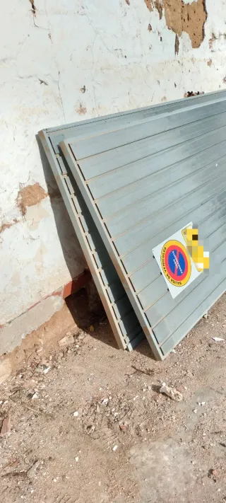 Portadas de garaje metálicas