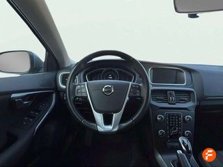 Volvo V40 2.0 D3 Momentum Auto