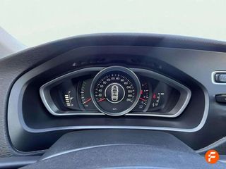 Volvo V40 2.0 D3 Momentum Auto