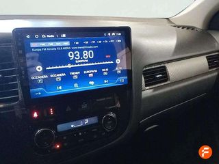 Mitsubishi Outlander 220 DI-D Motion 2WD 5 Plazas