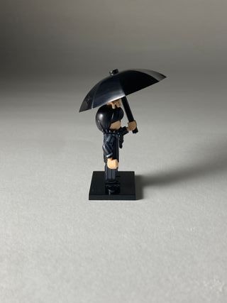 Wednesday Addams - Figurine Type Lego 2