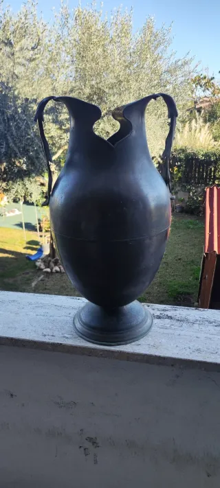 Portaombrelli antico in ottone