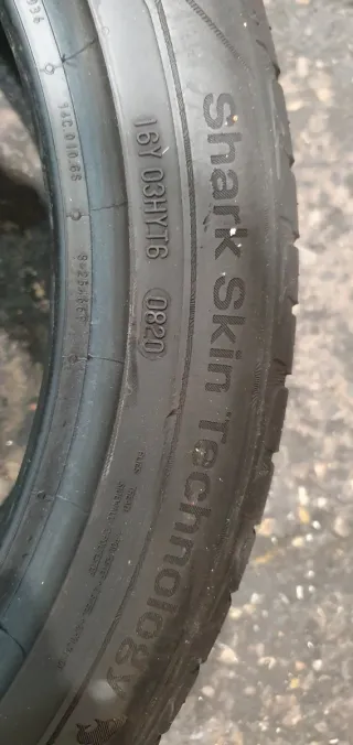 Neumáticos de coche