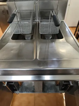 FREIDORA REPAGAS 20 LITROS 1600 €