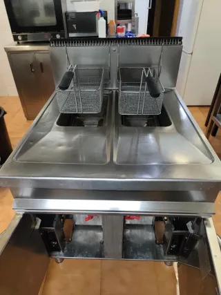 FREIDORA REPAGAS 20 LITROS 1600 €