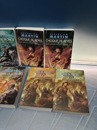 Colección Juego de Tronos. Ed. Bolsillo. George R Martín. Gigamesh. 1 al 9