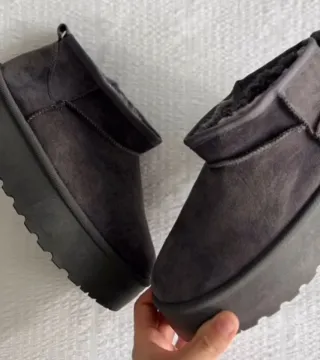 Botas UGG grises talla 39