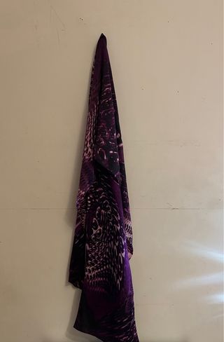 Tuta lunga viola con fantasia