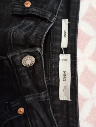 Vaqueros mujer negros