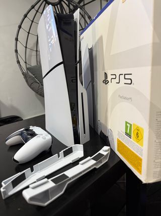 PS5 5 Slim con lector, joystick y soporte pro