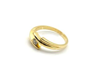 anillo oro 18k con piedra con diamante