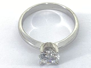 sortija oro 18k con diamante de laboratorio