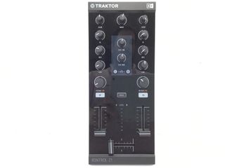 controlador midi traktor kontrol z1