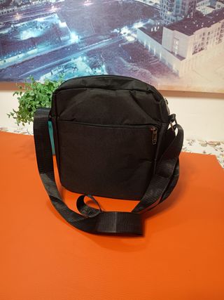Bolso bandolera de lona negro
