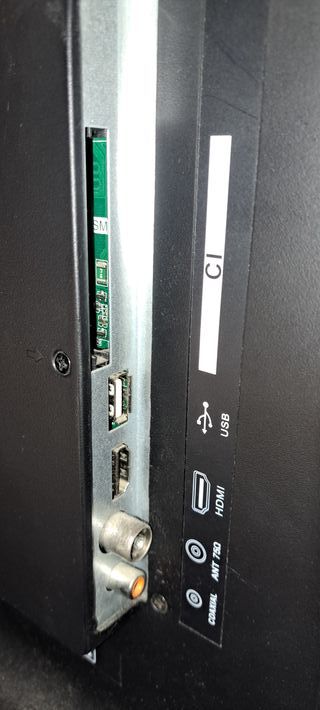 Televisor LED Schneider 19 pulgadas Negro