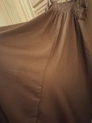 Abito lungo da festa color oro