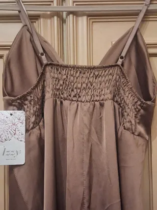 Abito lungo da festa color oro