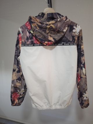 Cortavientos mujer estampado