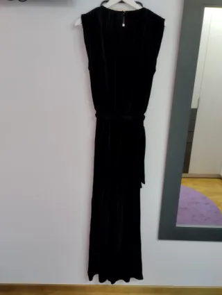 Mono terciopelo negro sin estrenar