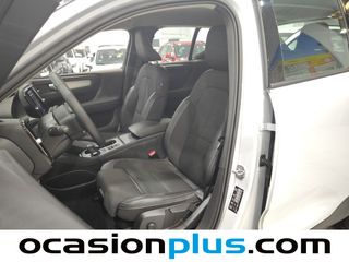 Volvo XC40 T3 Business Plus Auto 120 kW (163 CV)