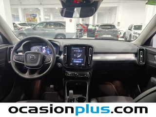 Volvo XC40 T3 Business Plus Auto 120 kW (163 CV)