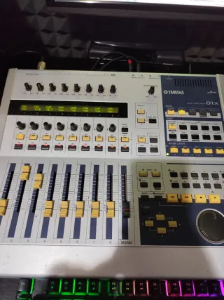 Yamaha 01x Digital Mixer